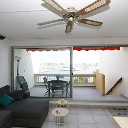 Marina 3 Pieces Avec Clim, Terrasse Et Parking A 50m De La - Port Camargue - Fr-1-731-7 Appartement Le Grau-du-Roi