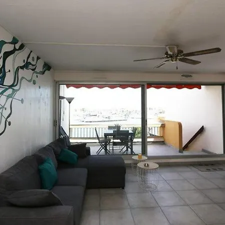 Marina 3 Pieces Avec Clim, Terrasse Et Parking A 50m De La - Port Camargue - Fr-1-731-7 Le Grau-du-Roi